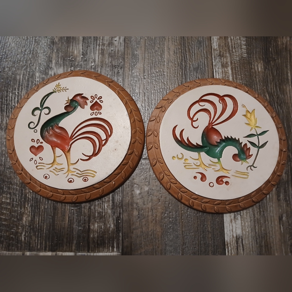 2 Vtg MCM Devonware Canada Rooster Chickens Wall Hanging Set Chalkware 7.5"